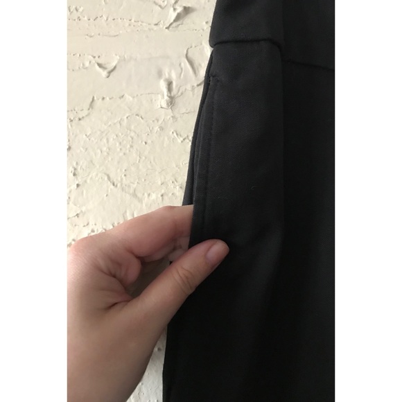 Black Dress Pants, Size 6 - Picture 3 of 7